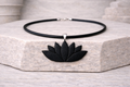 Lotus Essence Lederkette